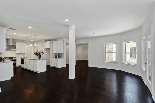 810 Herdsman Drive, Houston, TX 77079