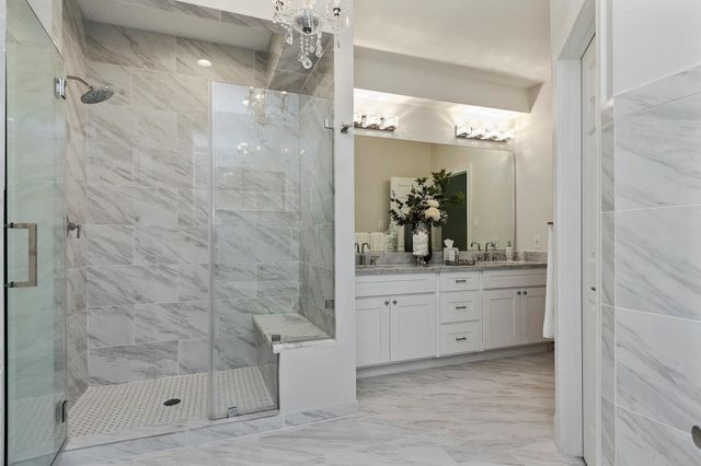 810 Herdsman Drive, Houston, TX 77079