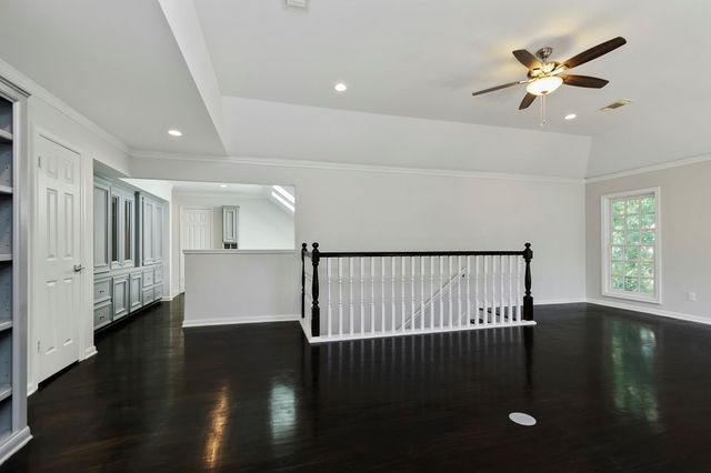 810 Herdsman Drive, Houston, TX 77079