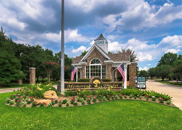 810 Herdsman Drive, Houston, TX 77079