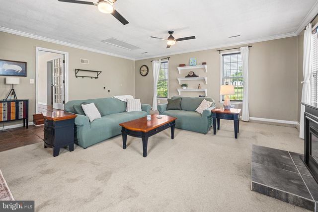 311 HERON DR, Lincoln University, PA 19352