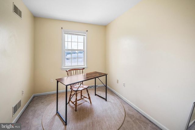 311 HERON DR, Lincoln University, PA 19352