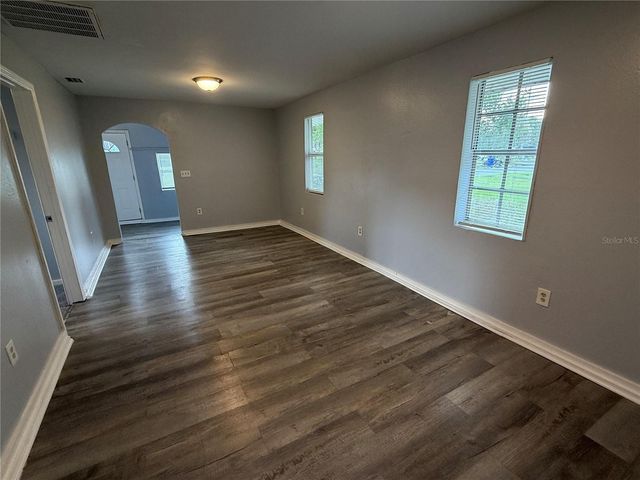 513 W 1ST STREET, Lakeland, FL 33805