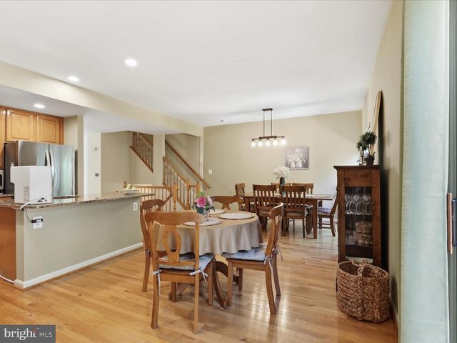 13110 FOREST MIST LN, Fairfax, VA 22033
