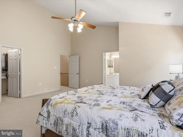 13110 FOREST MIST LN, Fairfax, VA 22033