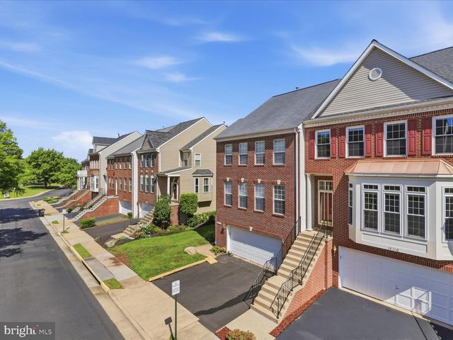13110 FOREST MIST LN, Fairfax, VA 22033