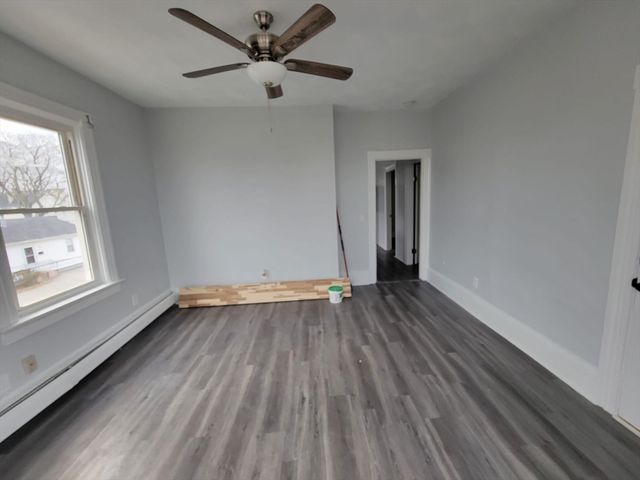 13 Regent Ave 2, Providence, RI 02908