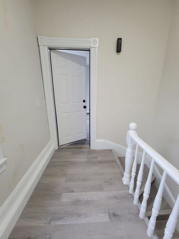 13 Regent Ave 2, Providence, RI 02908