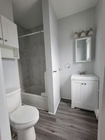 13 Regent Ave 2, Providence, RI 02908