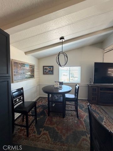 9161 Santa Fe E 39, Hesperia, CA 92345