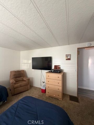 9161 Santa Fe E 39, Hesperia, CA 92345