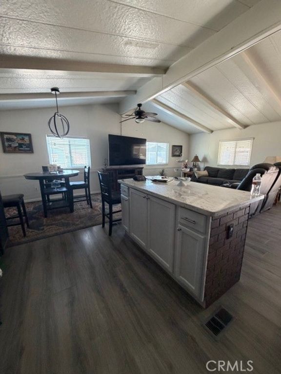 Image 10 of property listing at 9161 Santa Fe E 39, Hesperia, CA 92345