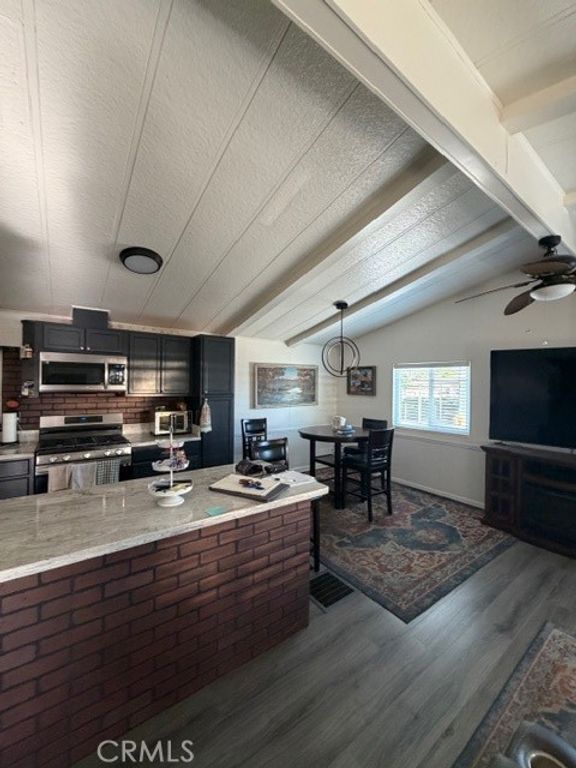 Image 17 of property listing at 9161 Santa Fe E 39, Hesperia, CA 92345