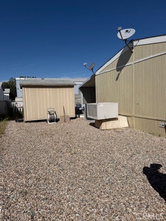 Image 35 of property listing at 9161 Santa Fe E 39, Hesperia, CA 92345