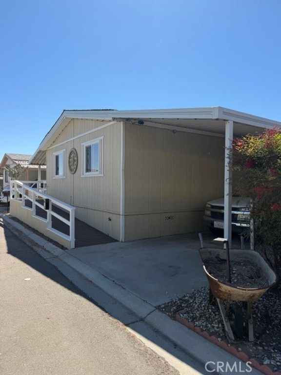 Image 6 of property listing at 9161 Santa Fe E 39, Hesperia, CA 92345