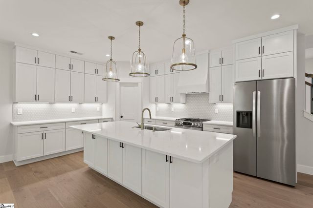 50 Waldrop Road, Taylors, SC 29687