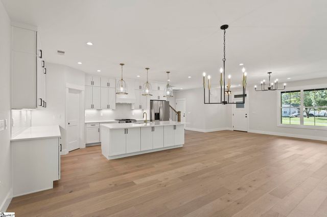 50 Waldrop Road, Taylors, SC 29687