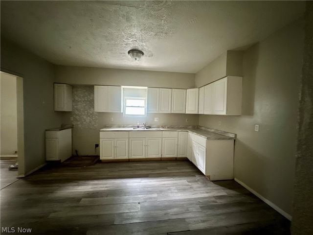 3349 W 63rd, Cleveland, OH 44102