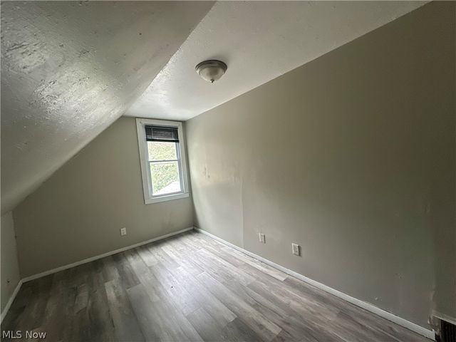 3349 W 63rd, Cleveland, OH 44102