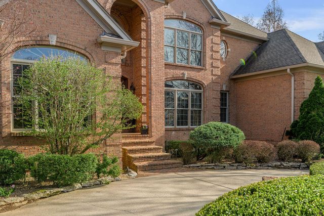 3645 Barrow Wood Lane, Lexington, KY 40502