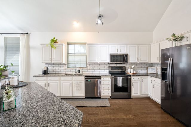 3010 Harborview Boulevard, Rowlett, TX 75088