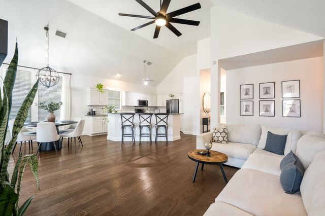 3010 Harborview Boulevard, Rowlett, TX 75088