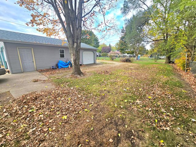 505 E Chicago Road, White Pigeon, MI 49099