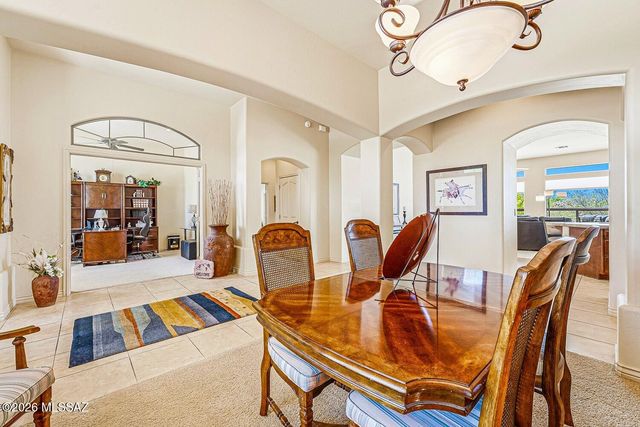 1282 W Via De Santo Tomas, Sahuarita, AZ 85629