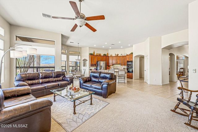 1282 W Via De Santo Tomas, Sahuarita, AZ 85629