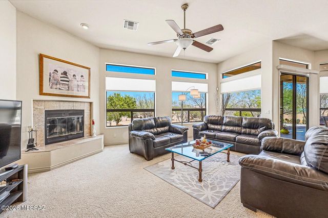 1282 W Via De Santo Tomas, Sahuarita, AZ 85629