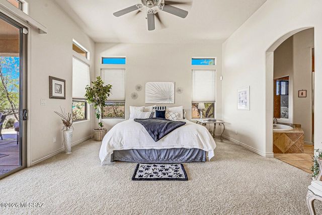 1282 W Via De Santo Tomas, Sahuarita, AZ 85629