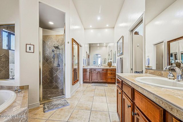 1282 W Via De Santo Tomas, Sahuarita, AZ 85629