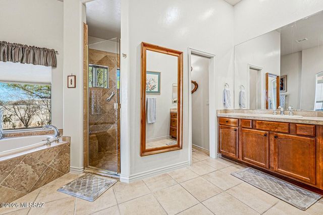1282 W Via De Santo Tomas, Sahuarita, AZ 85629