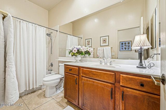 1282 W Via De Santo Tomas, Sahuarita, AZ 85629