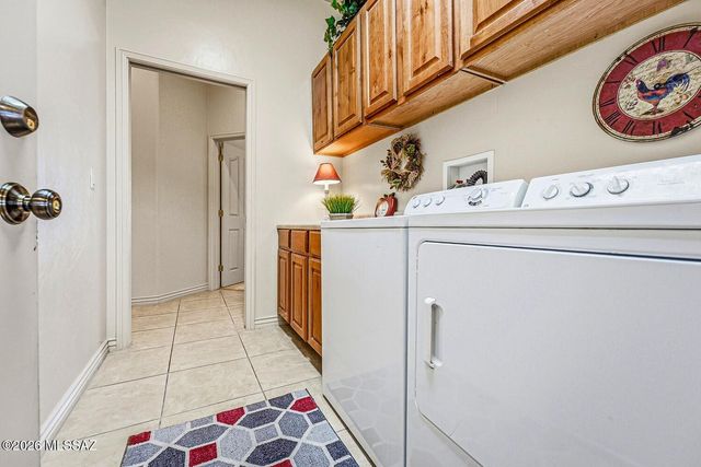1282 W Via De Santo Tomas, Sahuarita, AZ 85629
