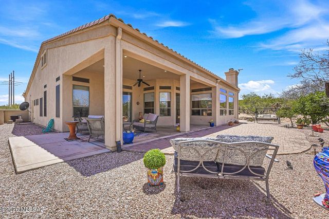 1282 W Via De Santo Tomas, Sahuarita, AZ 85629