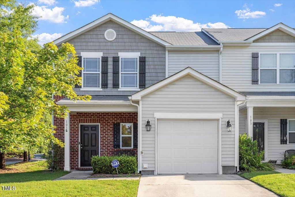 101 Golden Meadow Court, Durham, NC 27704