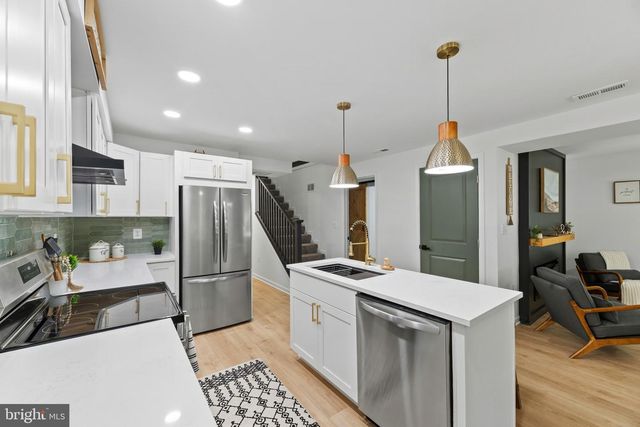 113 LINDEN AVE, Mayo, MD 21106