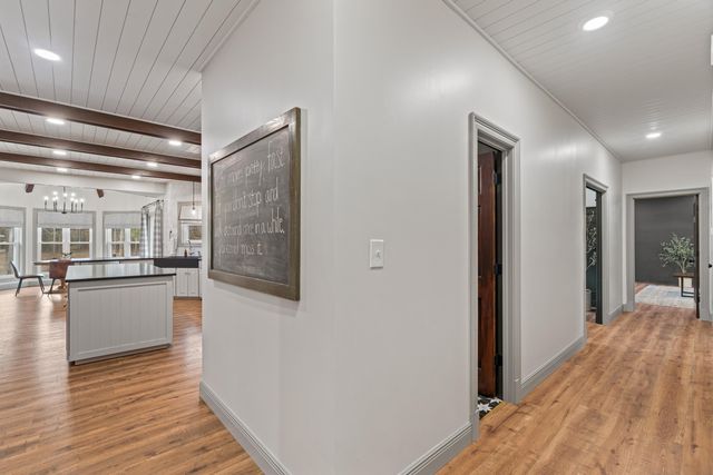 217 T Smith, Hattiesburg, MS 39401