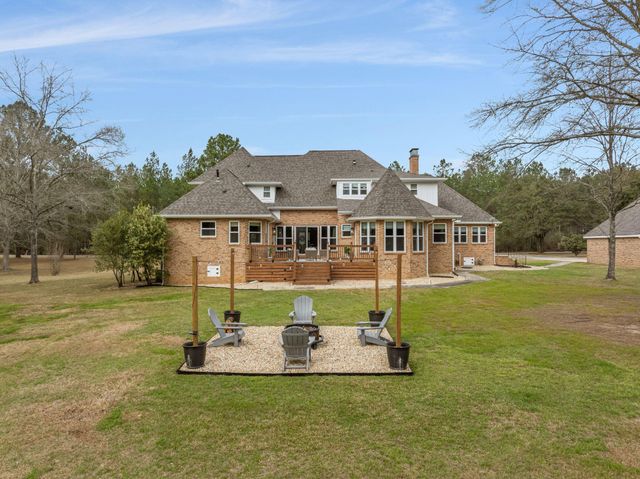 217 T Smith, Hattiesburg, MS 39401