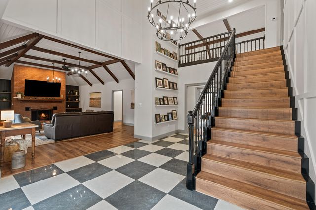 217 T Smith, Hattiesburg, MS 39401