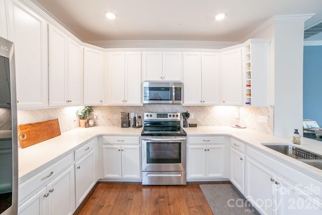 100 Linestowe Drive, Belmont, NC 28012