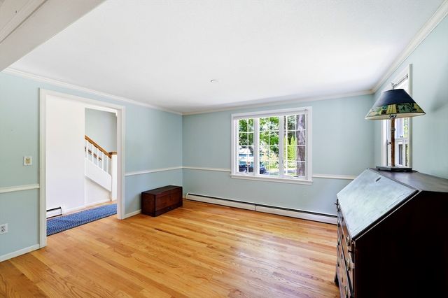 25 Echo Hill Rd, Amherst, MA 01002
