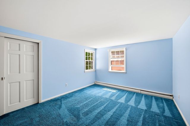 25 Echo Hill Rd, Amherst, MA 01002