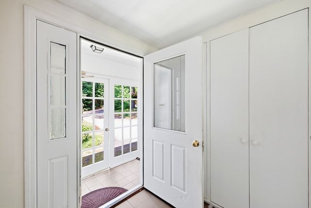 25 Echo Hill Rd, Amherst, MA 01002