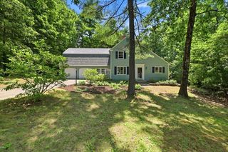 25 Echo Hill Rd, Amherst, MA 01002
