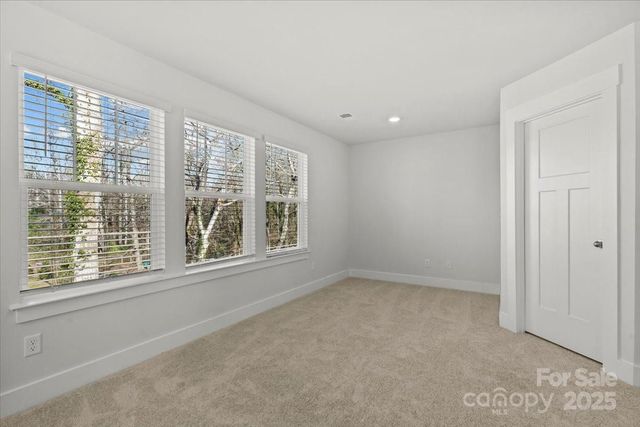 41 Moon Haven Way, Arden, NC 28704