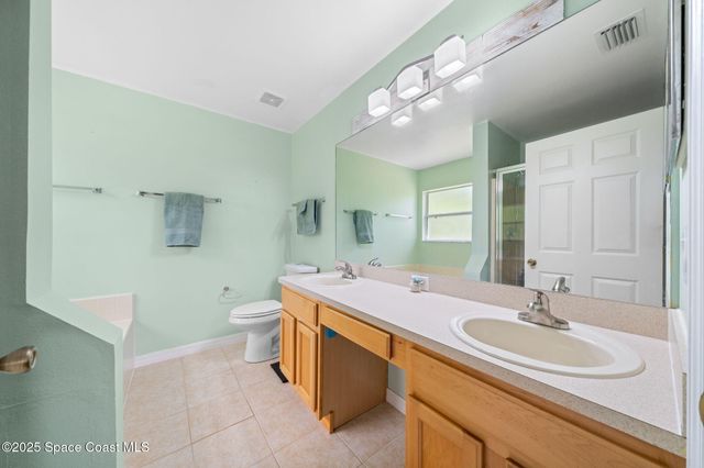 990 Sablon Street SE, Palm Bay, FL 32909