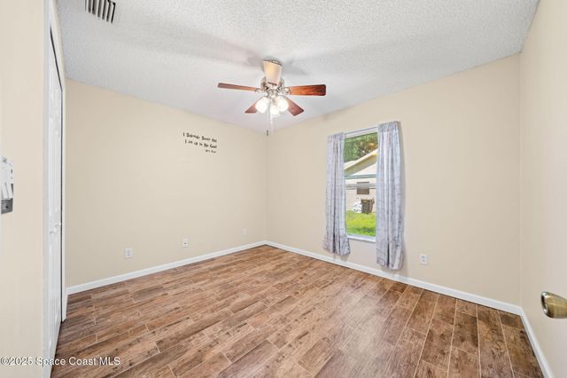 990 Sablon Street SE, Palm Bay, FL 32909