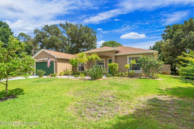 990 Sablon Street SE, Palm Bay, FL 32909